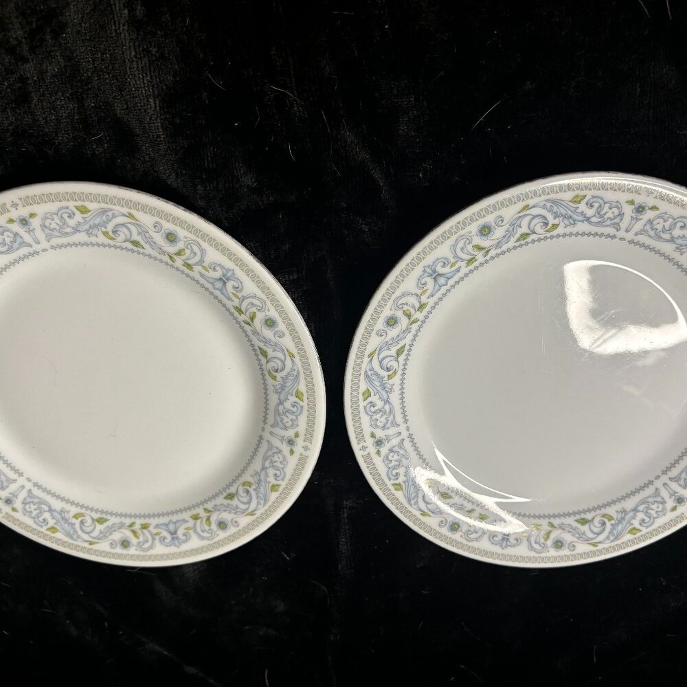 Crown Ming Fine China Jian Shiang Set of Two Dessert Plates
